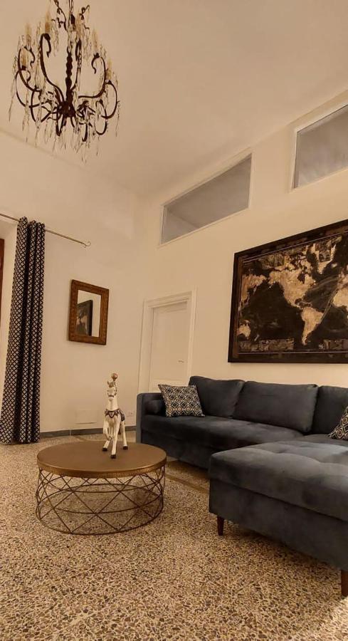 La Casa Sotto Il Castello Appartement Bracciano  Buitenkant foto
