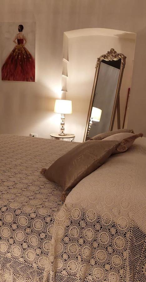 La Casa Sotto Il Castello Appartement Bracciano  Buitenkant foto